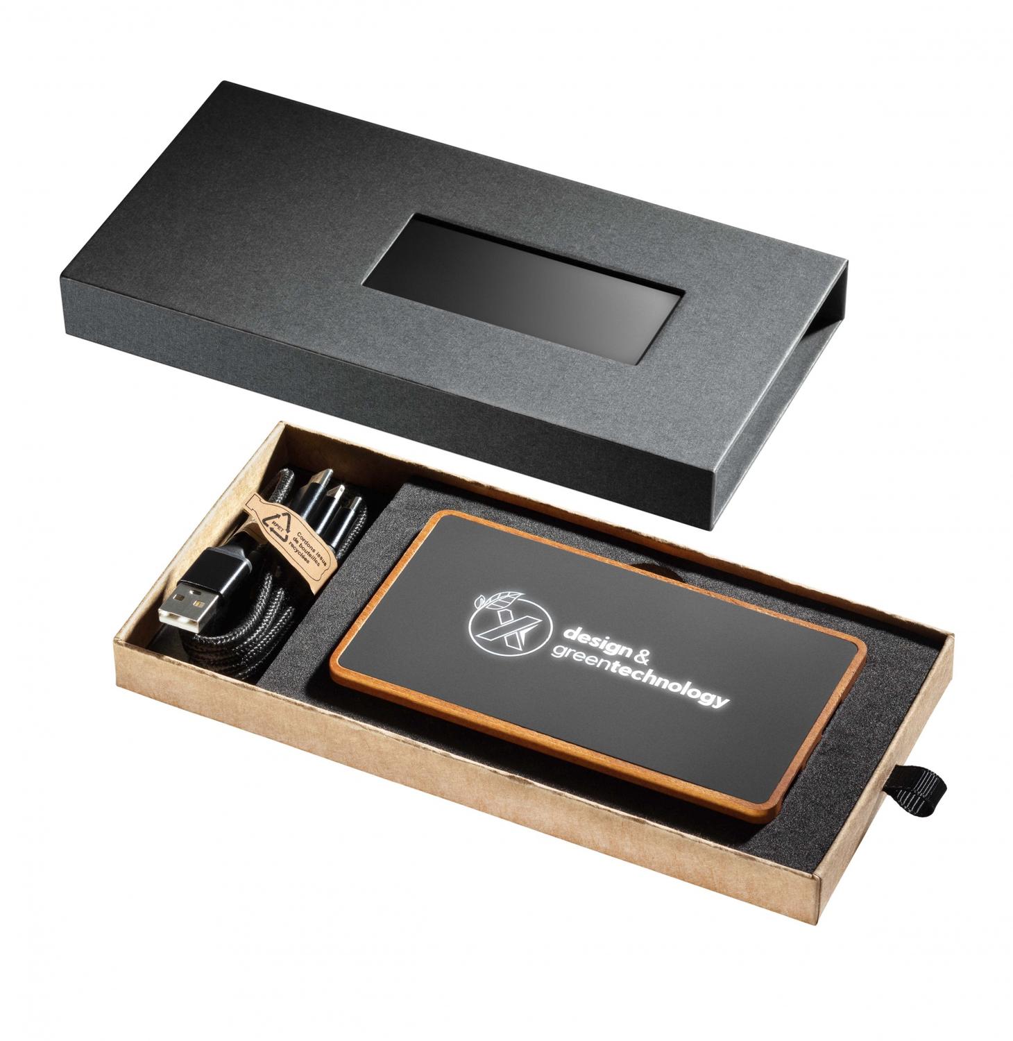 p35_box.zoom-powerbank-bois-ecoresponsable-objets-connecte-objets-publicitaire