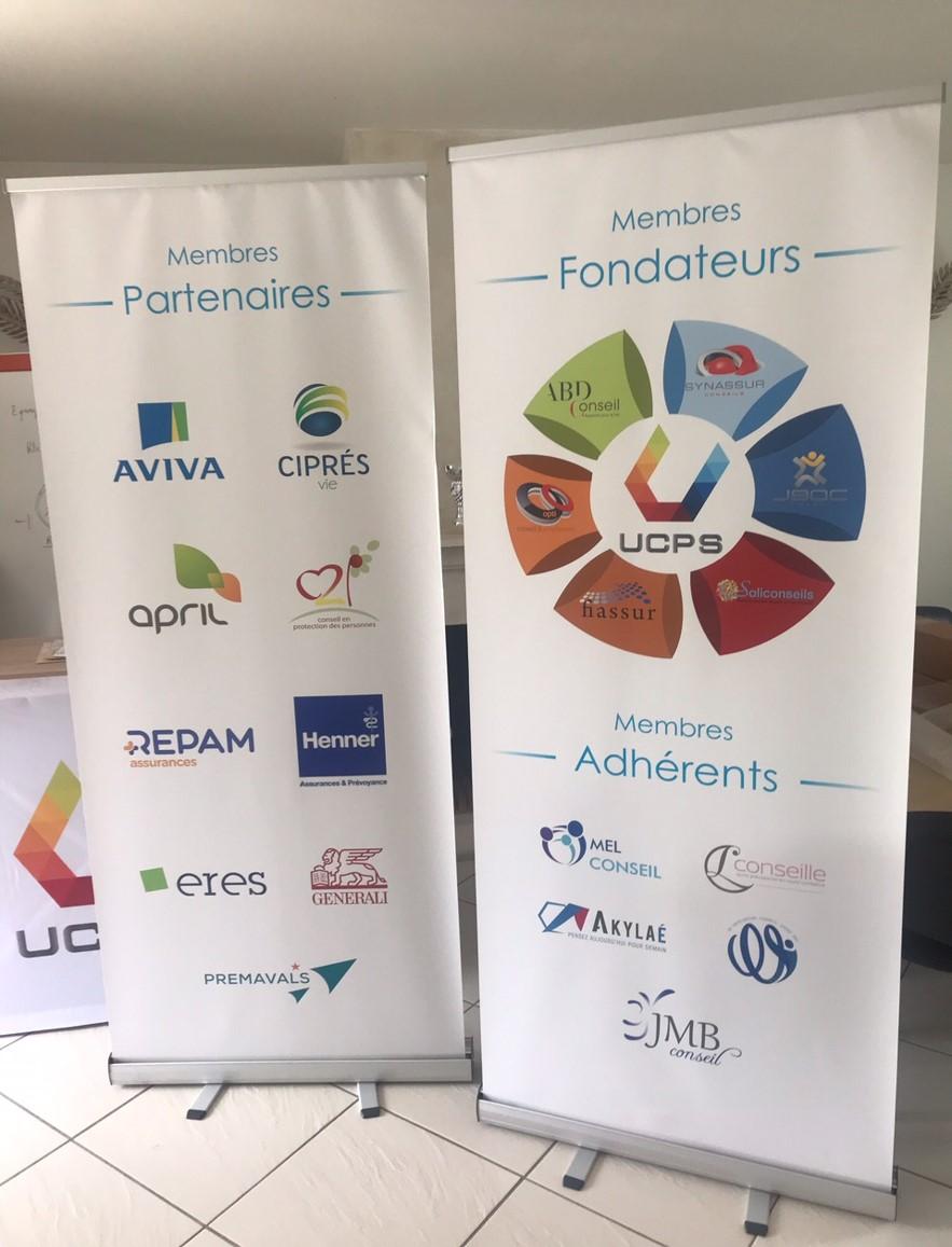 COMMUNICATION-KAKEMONO-BANDEROLE-BACHE-PUBLICITE-AFFICHAGE-COMPIEGNE-CREIL-SIGNALETIQUE